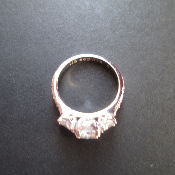 💍✨ Retired LIA SOPHIA BLANCA CZ Cubic Zirconia Sparkly Silver Tone Ring Size 8 - Picture 5 of 14